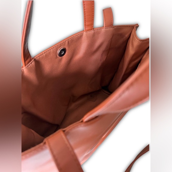 Telfar Medium Shopping Bag Tan w/ dustbag - Picture 8 of 11